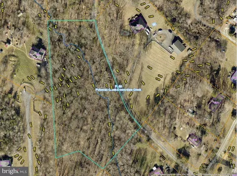 1 Rita Ln, Fredericksburg, VA 22405