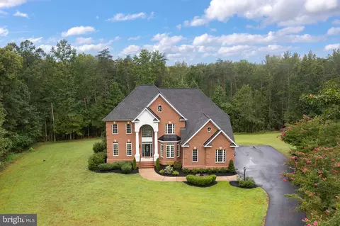 100 Lorenzo Dr, Fredericksburg, VA 22405