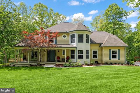 333 Old Cropps Mill Rd, Fredericksburg, VA 22406