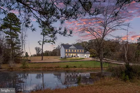 1006 Joshua Landing Ct, Stafford, VA 22556