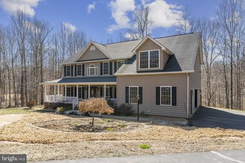 30 Moorhen Ct, Fredericksburg, VA 22406