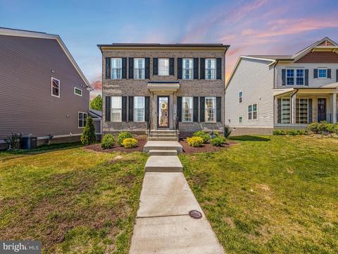 1072 Coastal Ave, Stafford, VA 22554