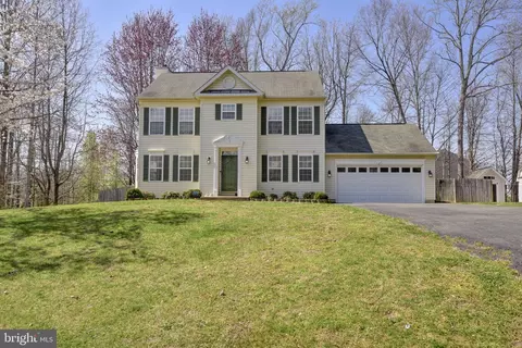 4 Antietam Loop, Stafford, VA 22554