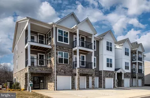 170 Valerian Loop #301, Stafford, VA 22554