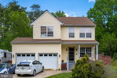 46 Melanie Hollow Ln, Fredericksburg, VA 22405