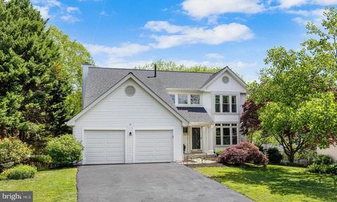 18 Wendover Ct, Stafford, VA 22554