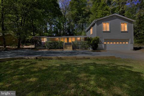 58 Greenridge Dr, Stafford, VA 22554