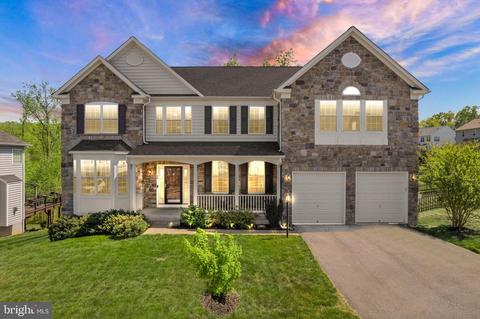 24 Perth Dr, Fredericksburg, VA 22405
