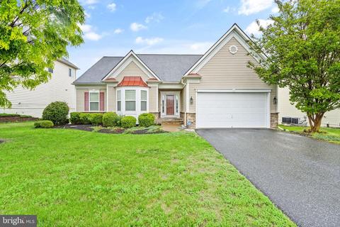 7 Aster Ln, Stafford, VA 22554