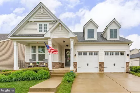 400 Coneflower Ln, Stafford, VA 22554