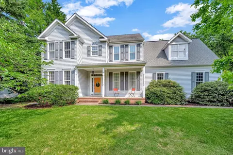 10 Quartz Cir, Fredericksburg, VA 22405