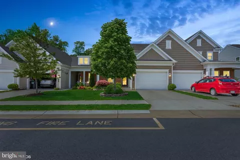 167 Long Point Dr, Fredericksburg, VA 22406