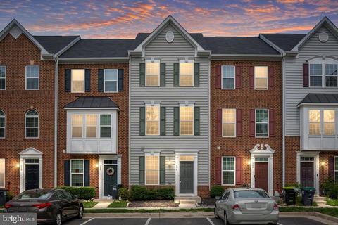 306 Rolling Valley Dr, Fredericksburg, VA 22405