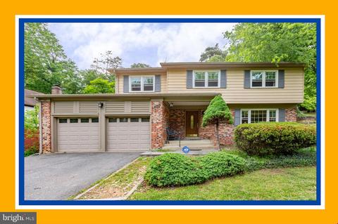 2058 Farragut Dr, Stafford, VA 22554
