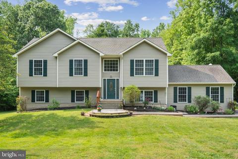 34 Waller Point Dr, Stafford, VA 22554