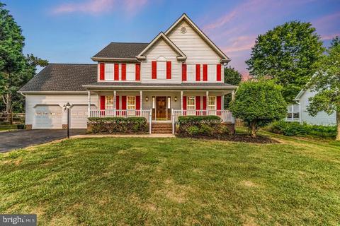 3 Shephard Ct, Fredericksburg, VA 22405