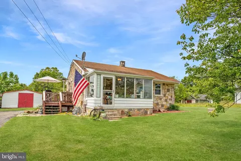 198 Caisson Rd, Fredericksburg, VA 22405
