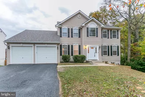 11 Pebble Beach Dr, Stafford, VA 22554