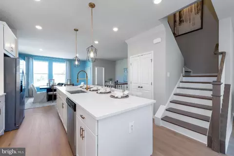 1201 Creek Bank Dr, Stafford, VA 22554