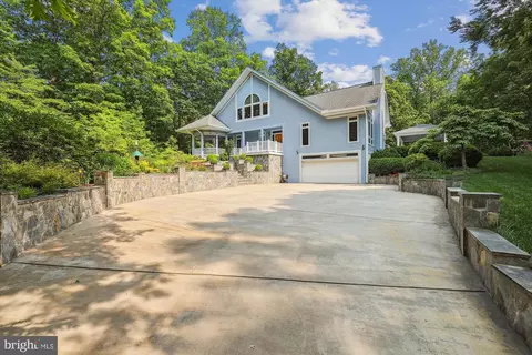 100 Air Park Blvd, Fredericksburg, VA 22405
