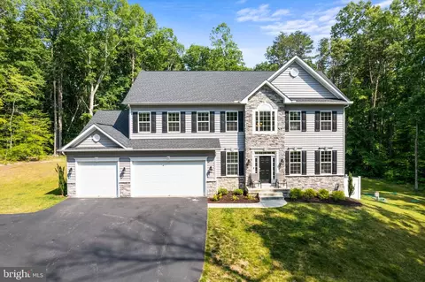109 Ireland Dr, Fredericksburg, VA 22406