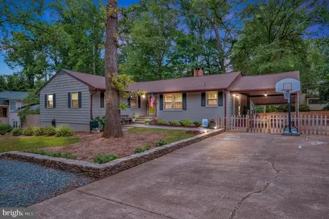 1311 Washington Dr, Stafford, VA 22554