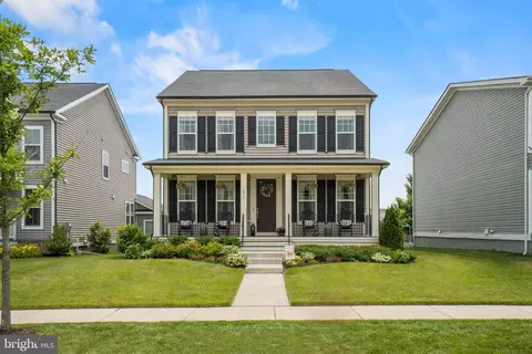 653 Crab Apple Dr, Stafford, VA 22554