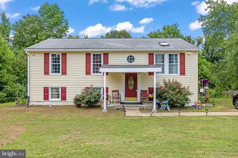19 Martin St, Stafford, VA 22556