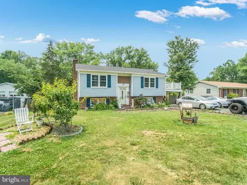 436 Lexington Ct, Fredericksburg, VA 22405