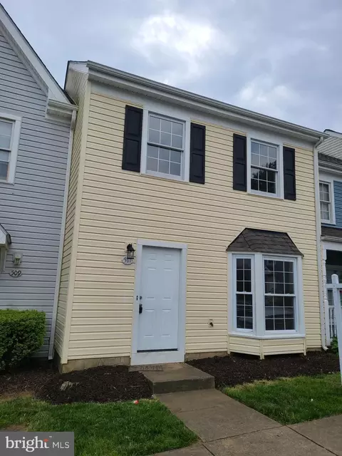 511 Powhatan Ct #83, Stafford, VA 22556