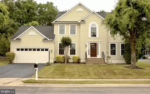 39 Basalt Dr, Fredericksburg, VA 22406