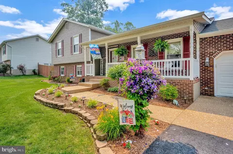 29 Bertram Blvd, Stafford, VA 22556