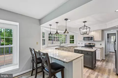 2164 Aquia Dr, Stafford, VA 22554