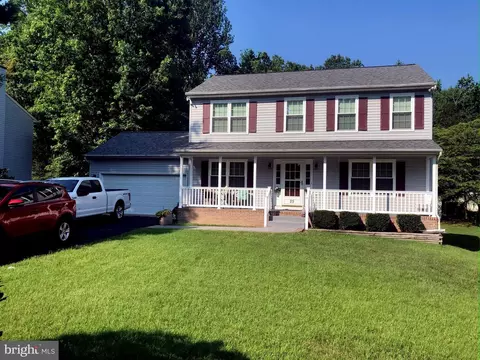 25 Clarion Dr, Fredericksburg, VA 22405