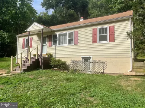 73 Jumping Branch Rd, Stafford, VA 22554