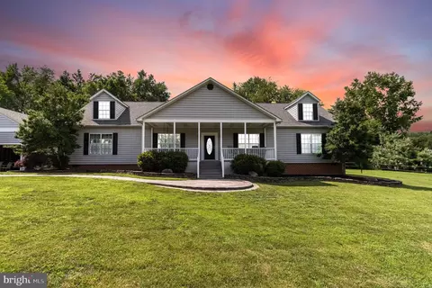 187 Richland Rd, Fredericksburg, VA 22406