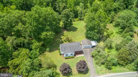 111 Truslow Rd, Fredericksburg, VA 22405