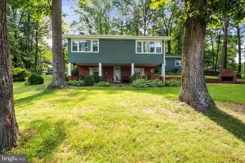 17 Ryland Rd, Stafford, VA 22556