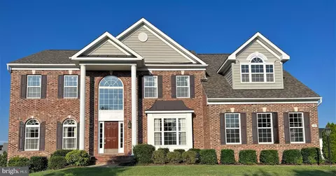 12 Gallagher Ln, Fredericksburg, VA 22405