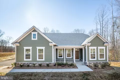501 Wiley Ln, Fredericksburg, VA 22406