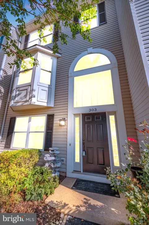 303 Donelson Loop, Stafford, VA 22554