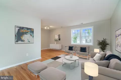 1026 Manning Dr, Fredericksburg, VA 22405