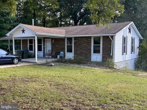 1009 Wythe Ct, Fredericksburg, VA 22405