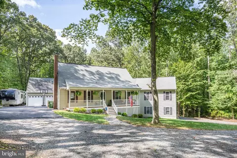 67 Hulls Chapel Rd, Fredericksburg, VA 22406