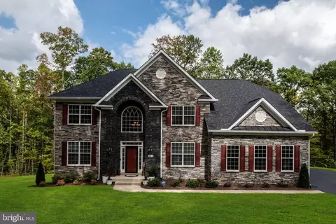332 Ireland Dr, Fredericksburg, VA 22406