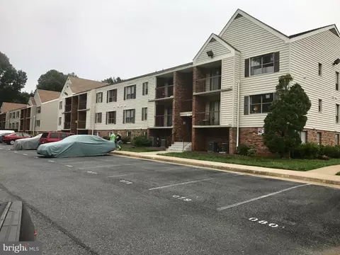 102 Buckingham Ln #101, Stafford, VA 22556