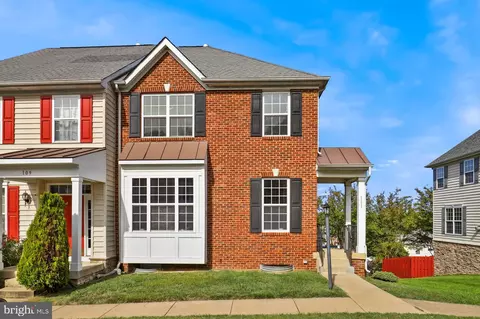 111 Breakers Edge Ct, Stafford, VA 22554