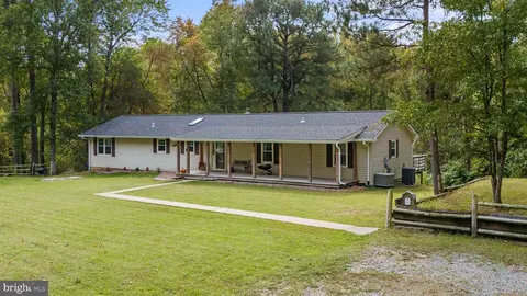 78 Captain B Ln, Fredericksburg, VA 22405