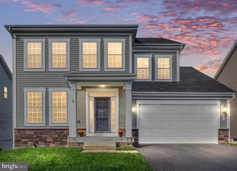 37 Orchid Ln, Stafford, VA 22554