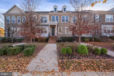 214 Apricot St, Stafford, VA 22554